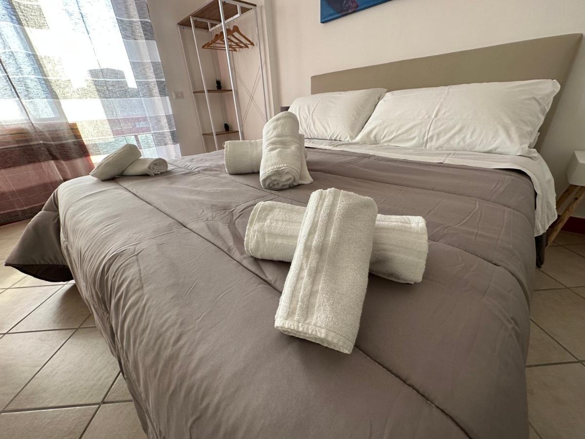 B&B Off Rooms And Relax Napoli Ngoại thất bức ảnh