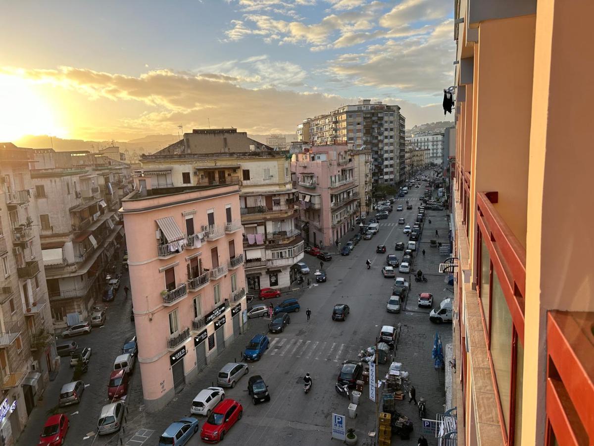 B&B Off Rooms And Relax Napoli Ngoại thất bức ảnh