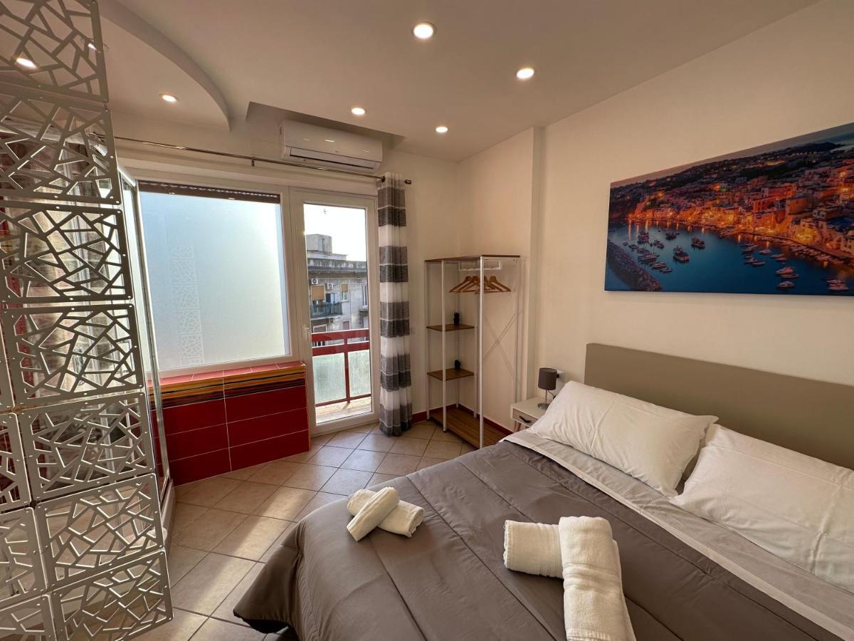 B&B Off Rooms And Relax Napoli Ngoại thất bức ảnh