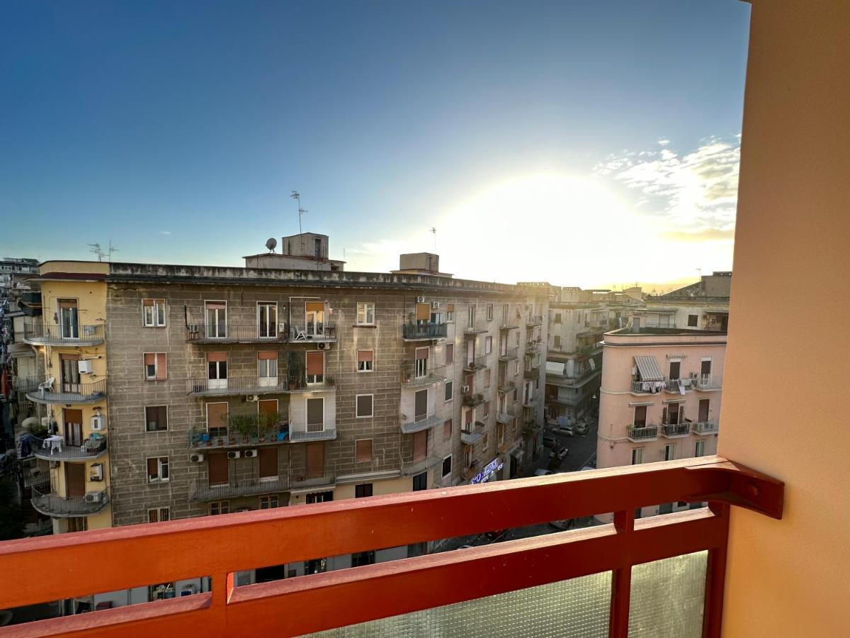 B&B Off Rooms And Relax Napoli Ngoại thất bức ảnh